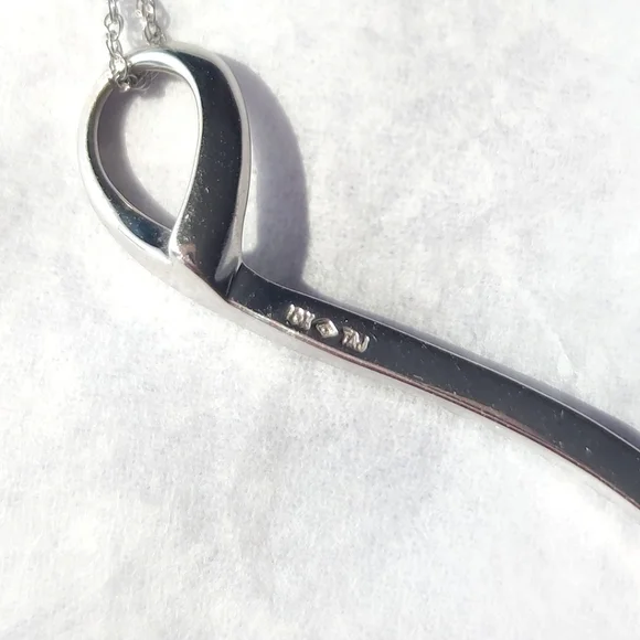 Taj Jewelers 10k white gold & diamonds pendant on 14k white gold singapore chain - Picture 9 of 12